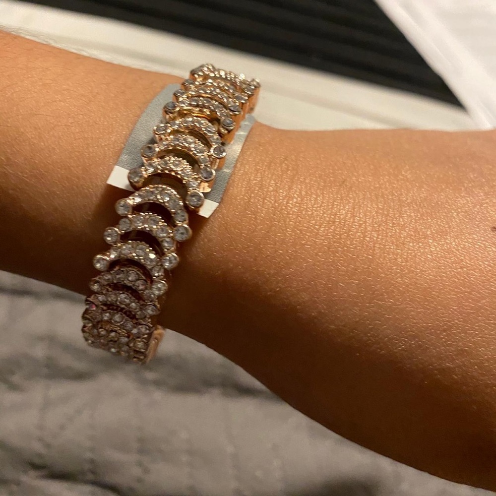 Gold Crystal stretch bracelet